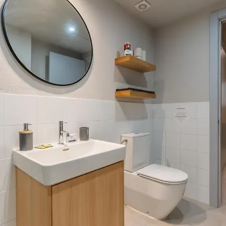 The Loft St Julians-hosted By Sweetstay Lägenhet